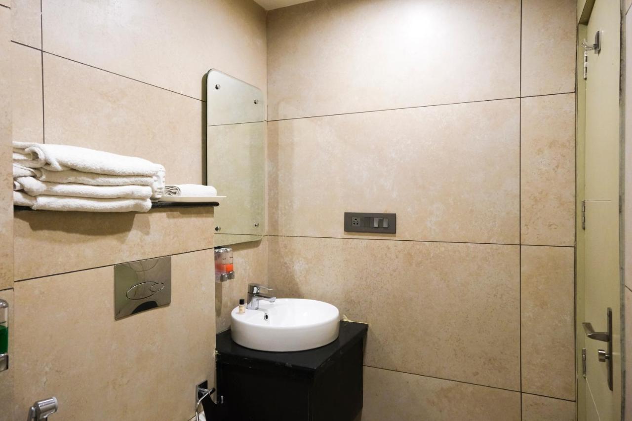The Wallflower Hotel كوتا المظهر الخارجي الصورة