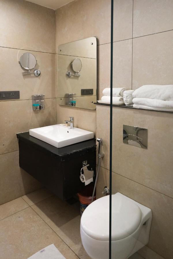 The Wallflower Hotel كوتا المظهر الخارجي الصورة